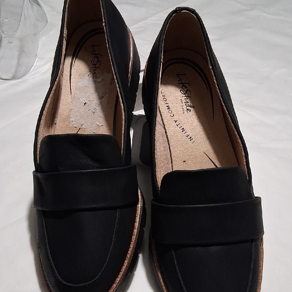 Life Stride Black Penny Loafers Modern Flats - Picture 1 of 8